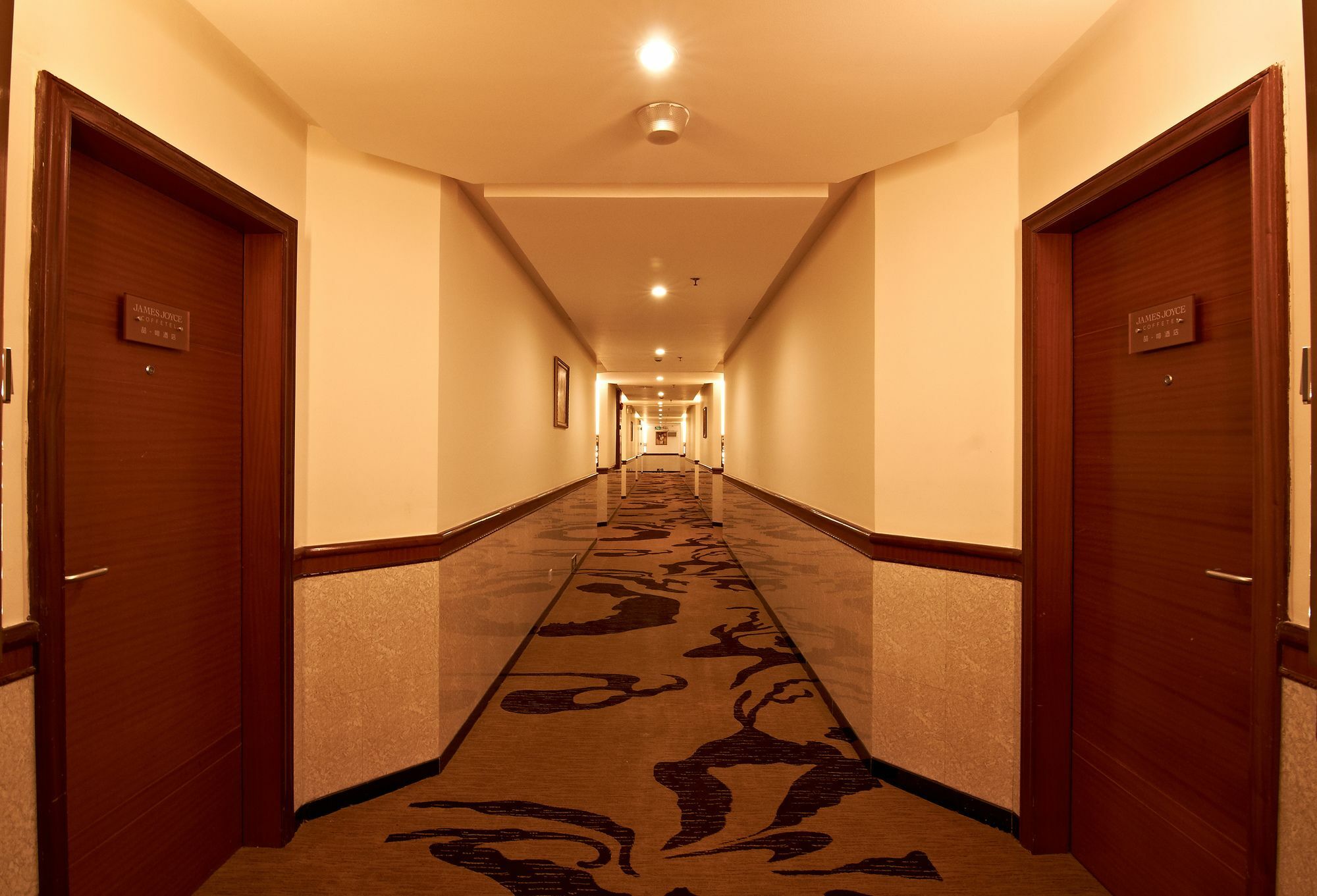 James Joyce Coffetel Hotel Guangzhou Shi Jing City Square Branch Εξωτερικό φωτογραφία