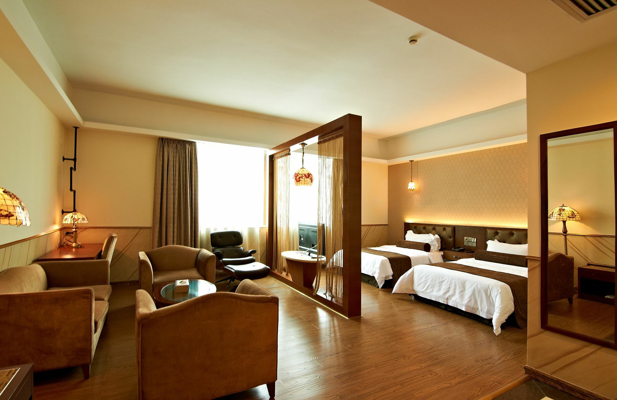 James Joyce Coffetel Hotel Guangzhou Shi Jing City Square Branch Εξωτερικό φωτογραφία