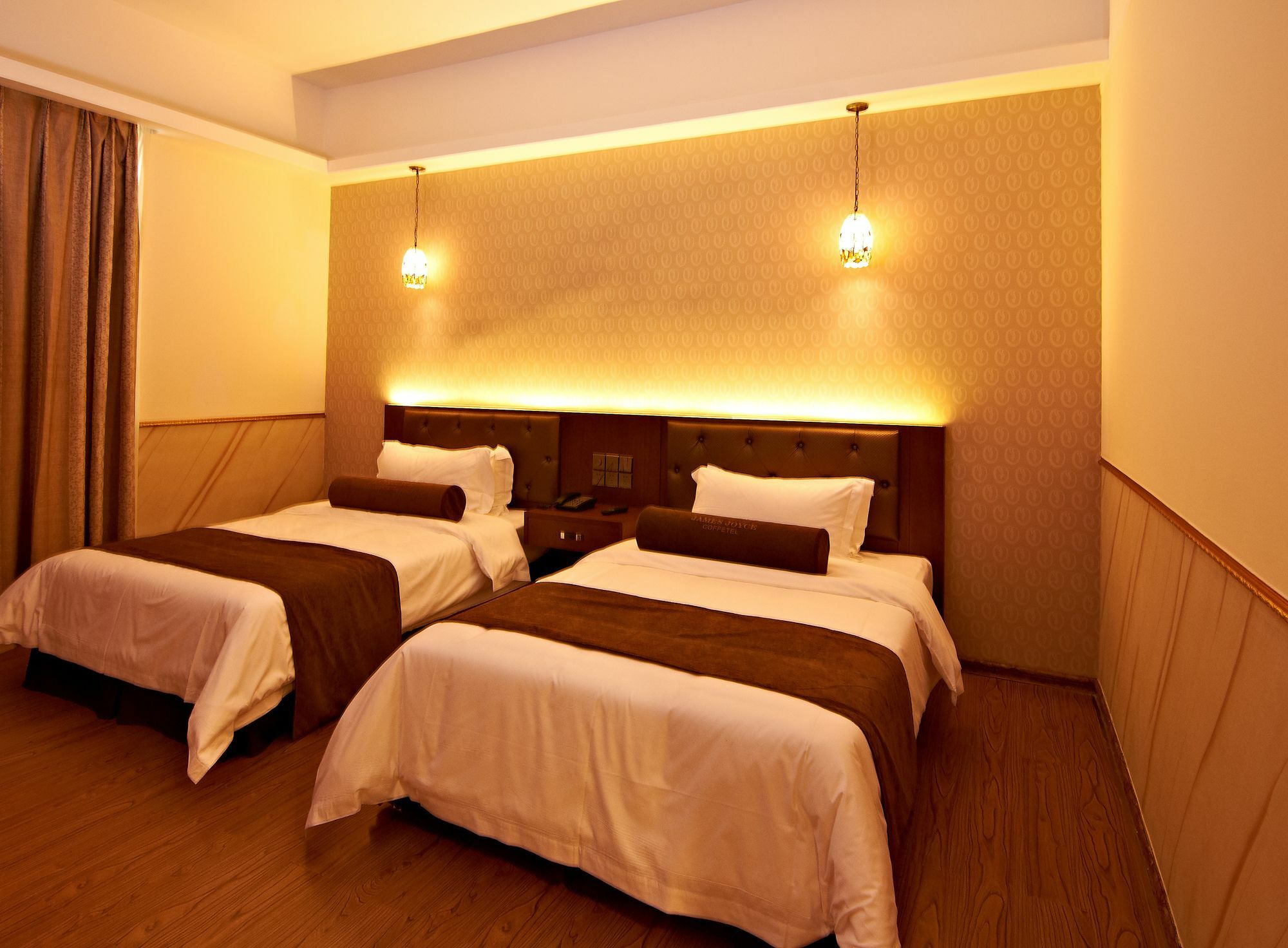 James Joyce Coffetel Hotel Guangzhou Shi Jing City Square Branch Εξωτερικό φωτογραφία